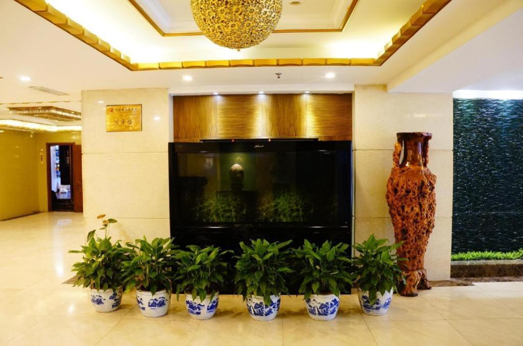 Hujialou Hot Spring Hotel Peking  Buitenkant foto
